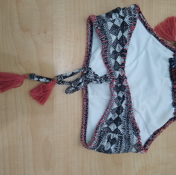 No Boundaries Bikini Top - Picture 4 of 4